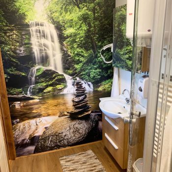 łzazienka w domku letniskowym na wynajem