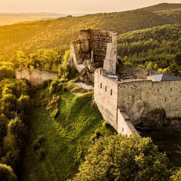 zamek kamieniec w odrzykoniu (1)